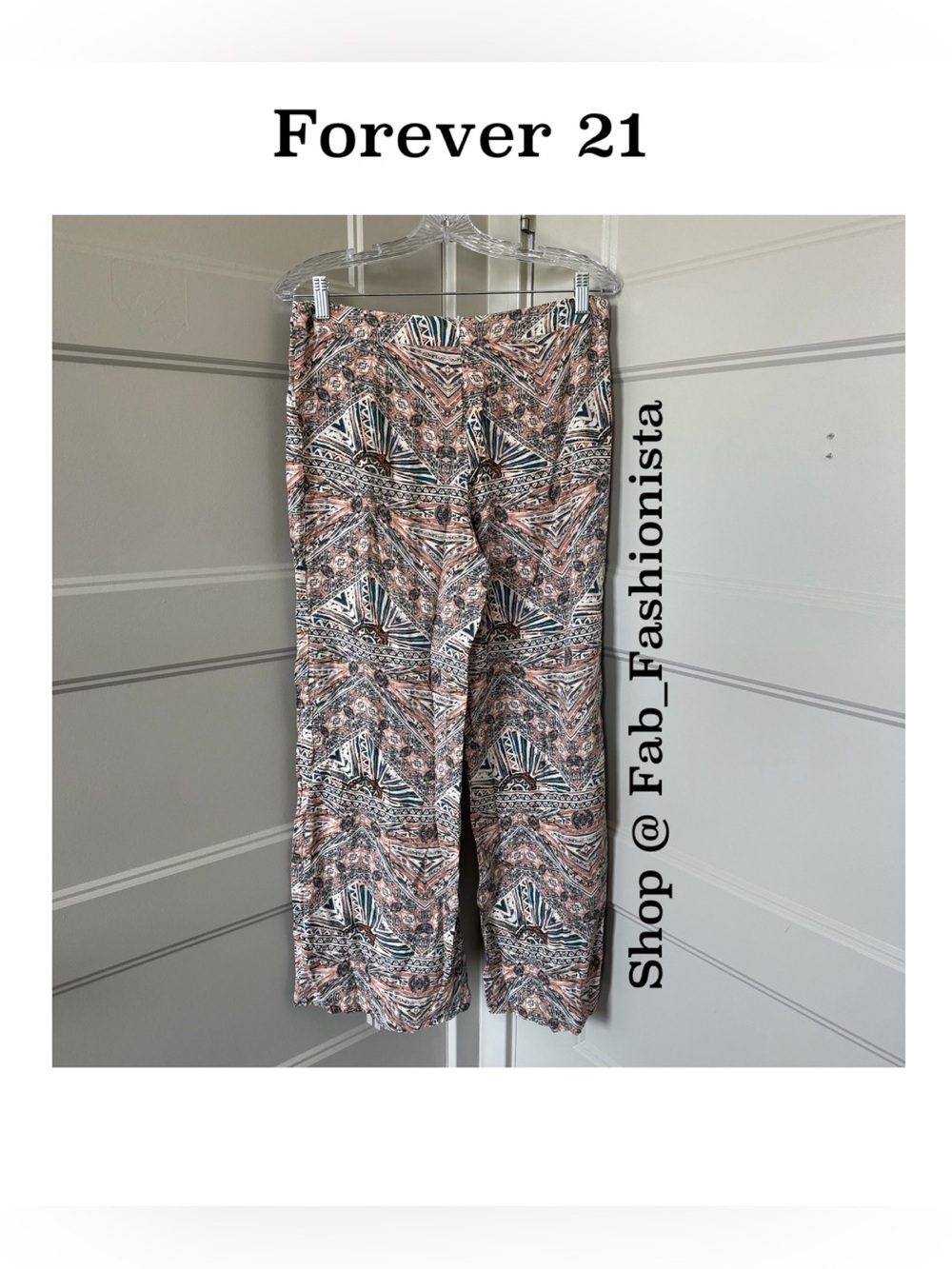 Wide leg Palazzo style printed pants size medium